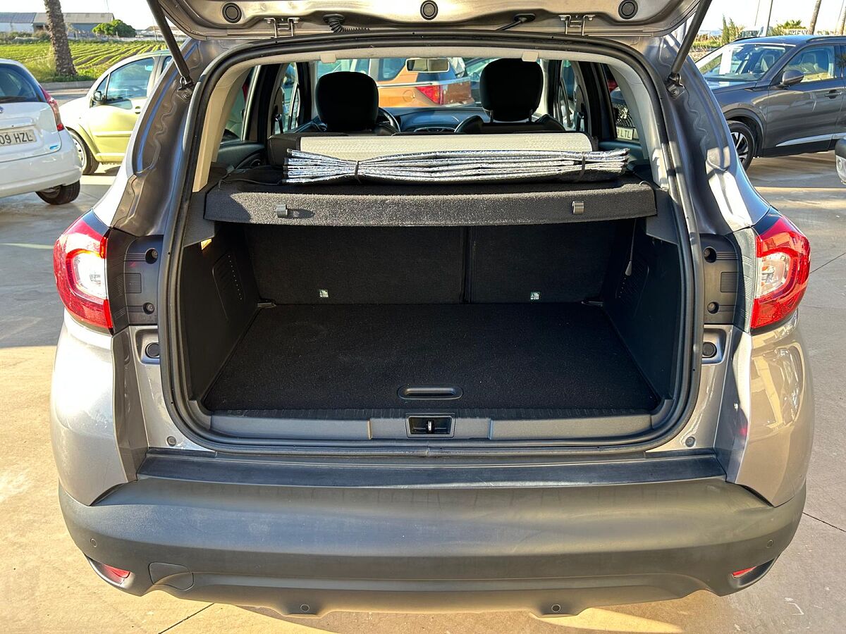 RENAULT CAPTUR ENERGY ZEN 1.5 DCI SPANISH LHD IN SPAIN 62000 MILES SUPERB 2016